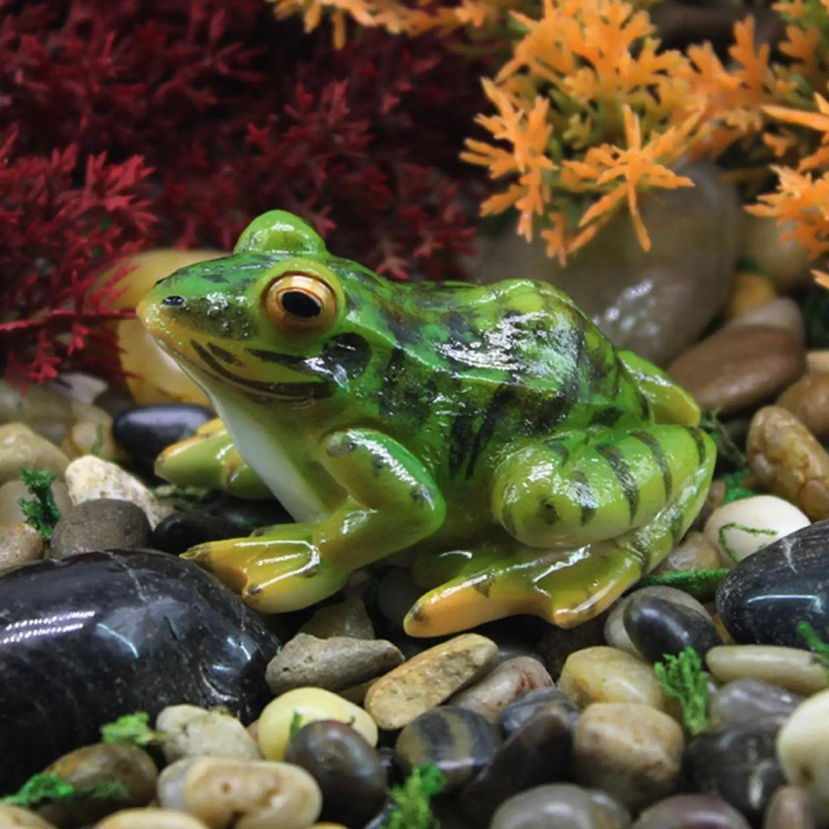 statue grenouille verte réaliste deco jardin ludique extérieure animaux decor vertesextérieur ornement