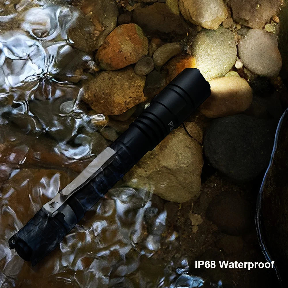 lampe torche noire bleue led rechargeable autodéfense lumiere intense résistante chocsOutdoor Lighting