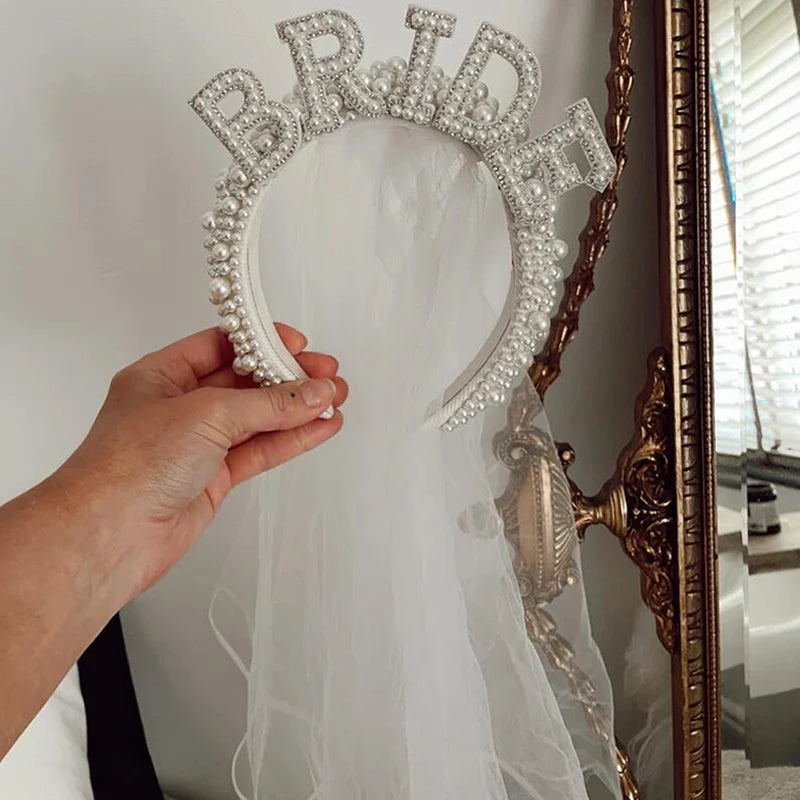 diadème mariage bride strass voile tulle élégant blanc argenté rose fond