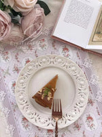 serviettes table rectangulaires fleurs roses classiques blanc rose pâle beige bleu clair bordure dentelée
