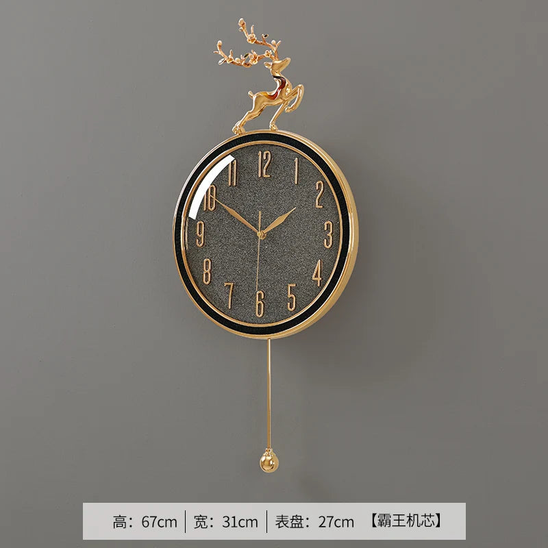 horloge murale moderne or bleu cerf décoration festive salon round métal doré