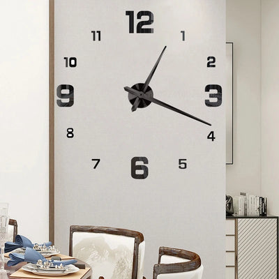 Horloge murale géante 3D en acrylique sans cadre gris dans un salon moderne