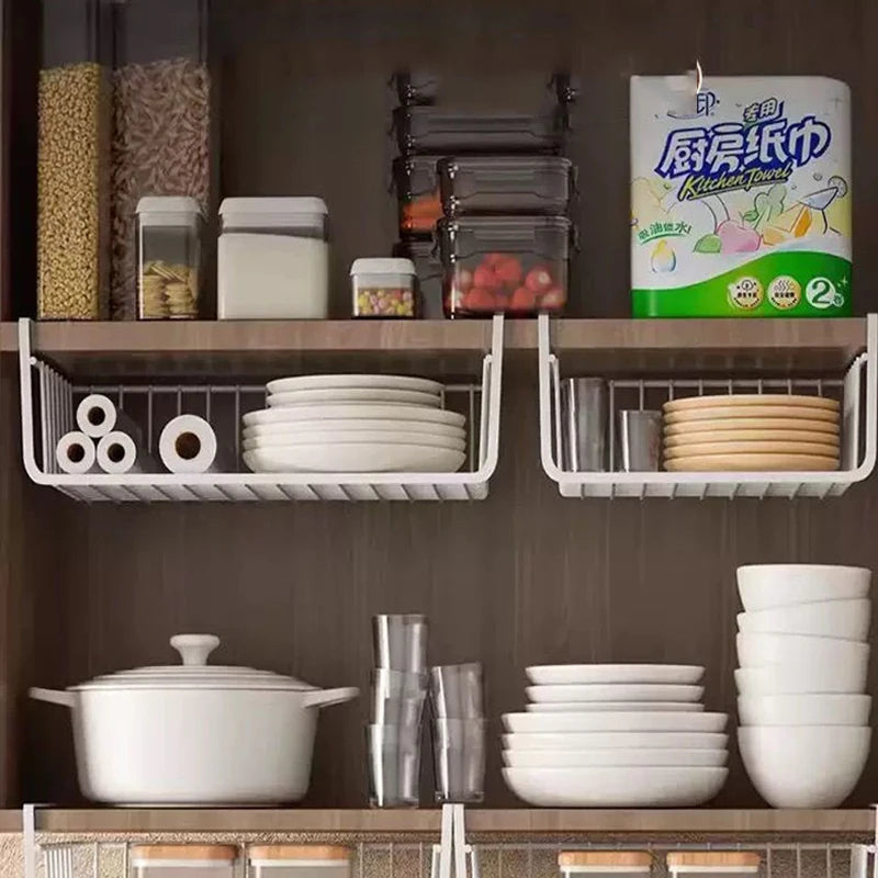 panier suspendu blanc réticulé moderne clips cuisine rangement élégant organisation robuste durable