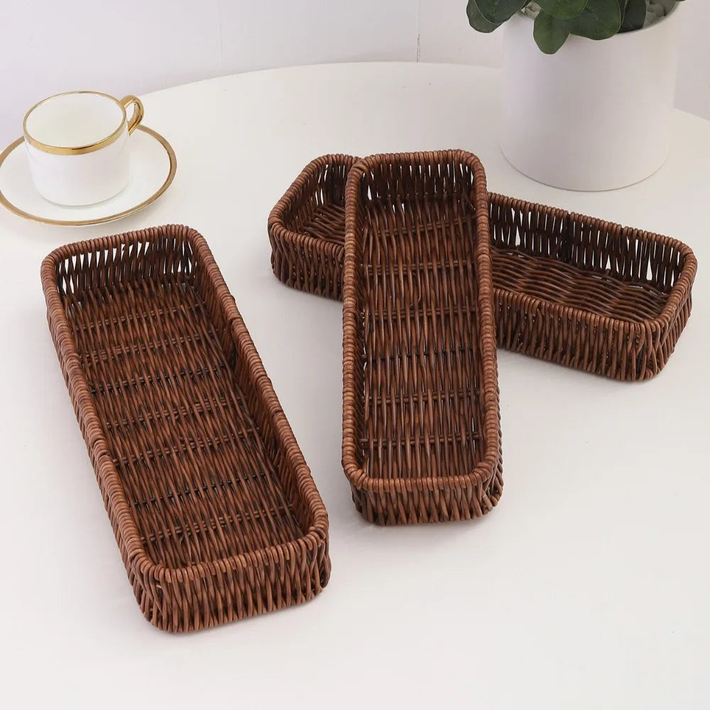 panier marron tressé traditionnel rangement décoration maison pique nique stockage fruits gâteaux
