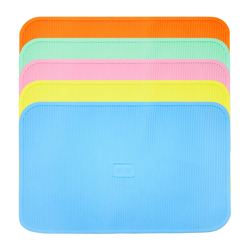 tapis toilettage animal compagnie bleu vert orange rose moderne imperméable 39x56cm 41x69cm horizontal