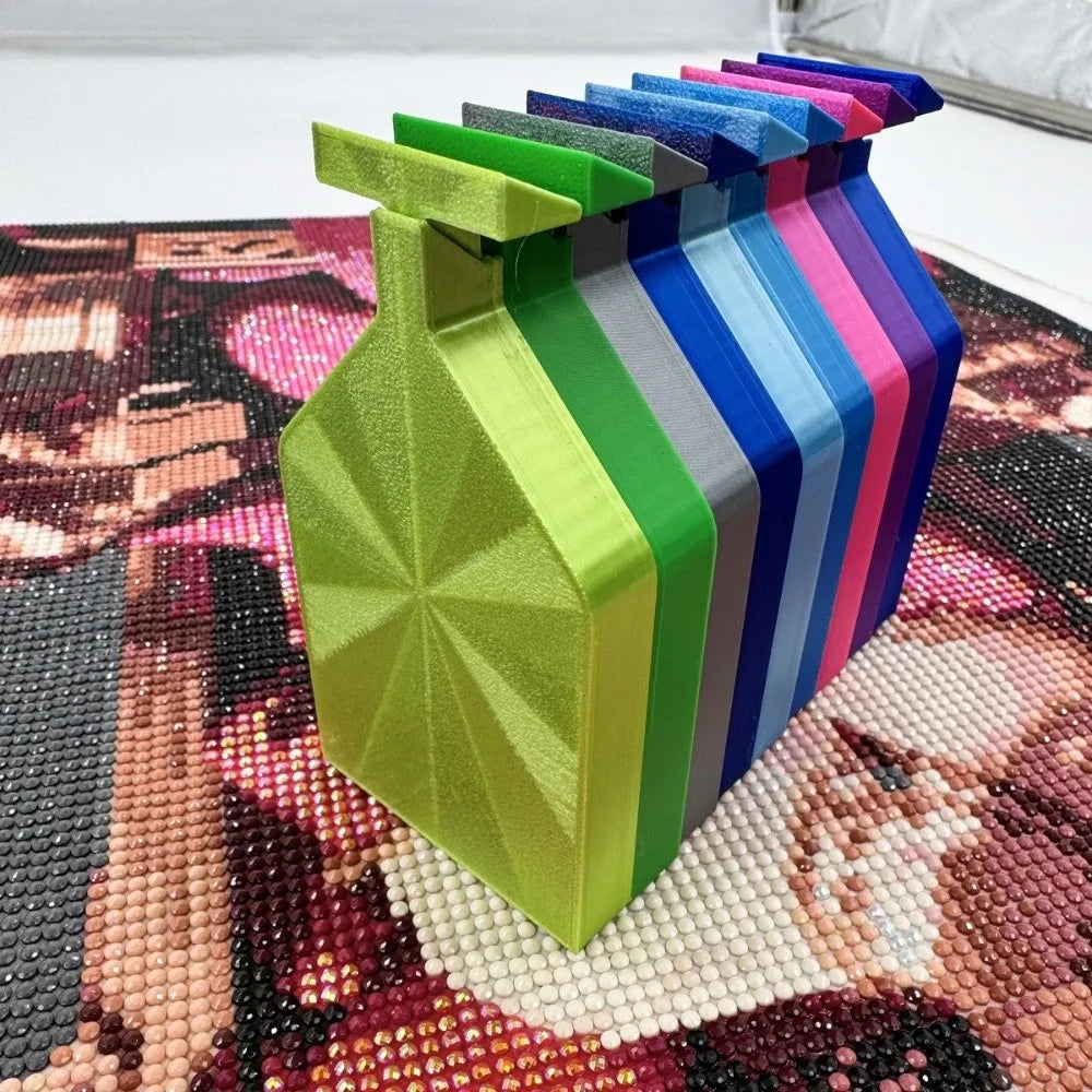 porte clés moderne violet bleu vert rose gris rayures géométriques