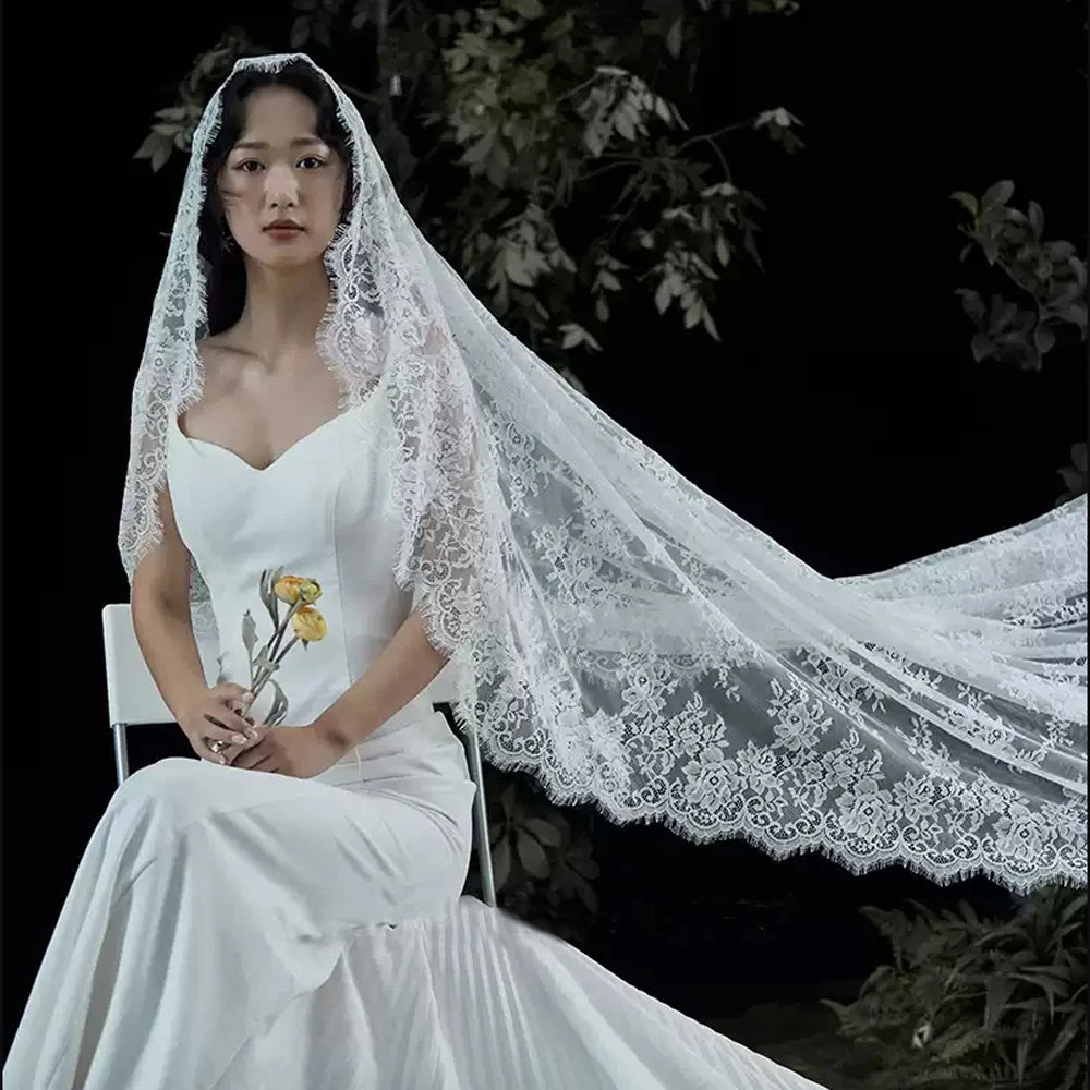 voile mariée dentelle transparent femme classique élégant romantique blanc jaune fleurs