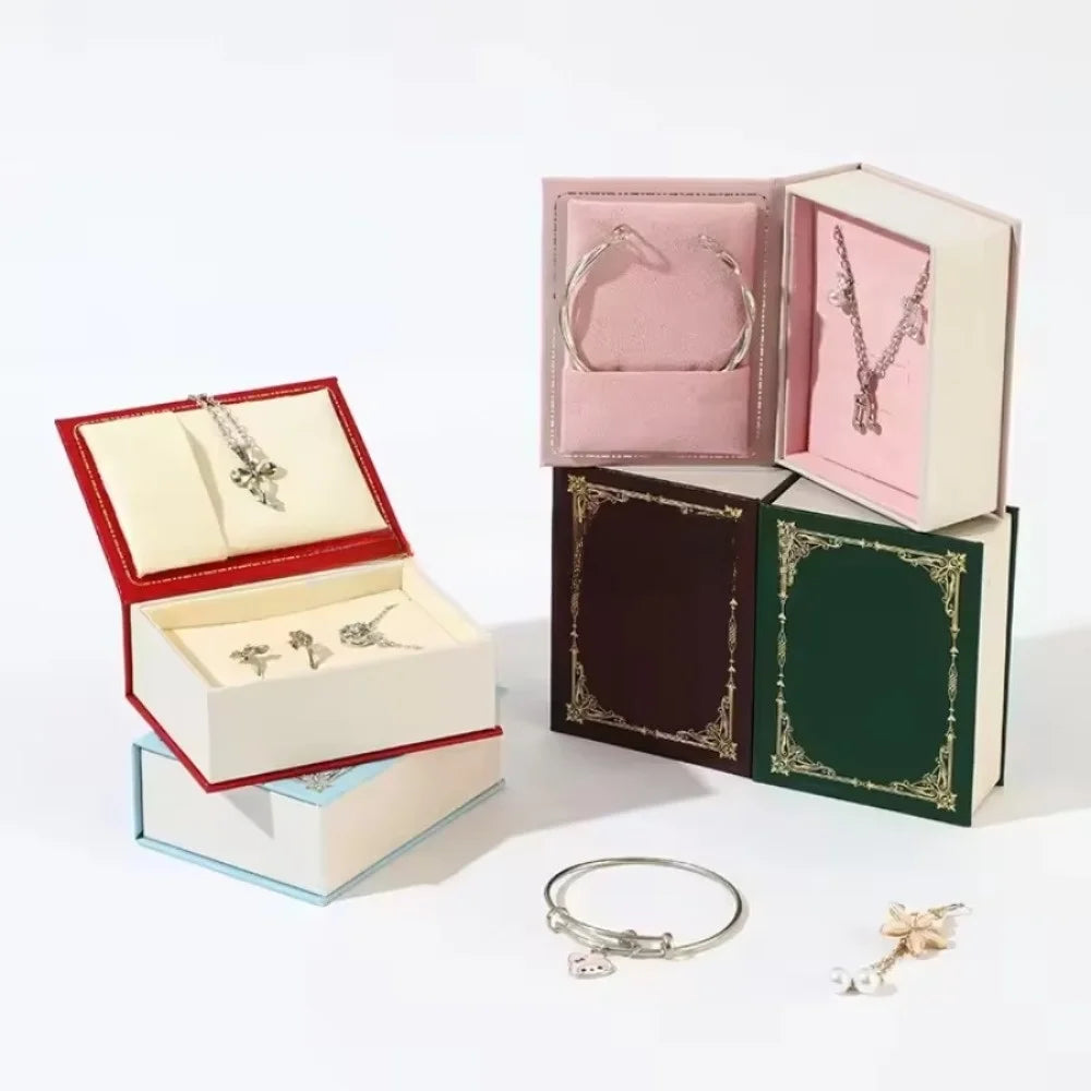 boîte rangement bijoux velours classique réutilisable respectueuse environnement moderne argent doré rose vert bleuclair