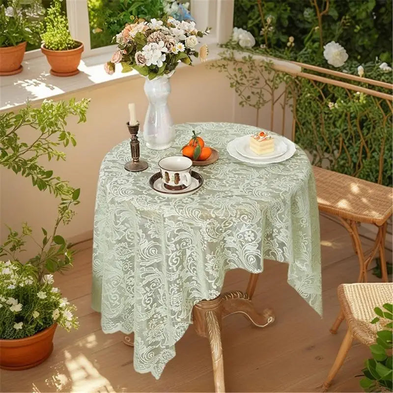 nappe table verte claire floral ajouré classique réutilisable hiver noël été