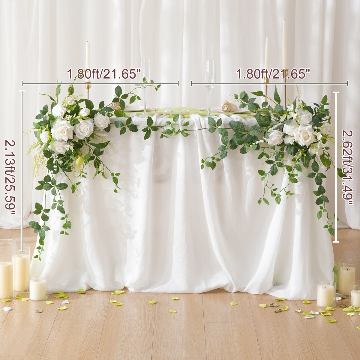 décoration romantique table mariage fleurs artificielles roses feuilles vertes bougies
