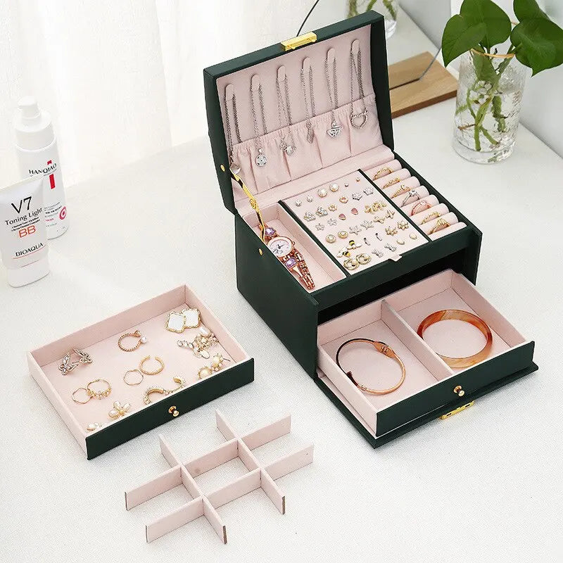 boîte bijoux cuir simili moderne poignée métallique dorée vert foncé rose pâle noir blanc