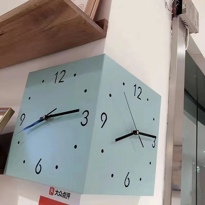 horloge murale moderne cubique aiguille quartz minimaliste couleurs vives opacité totale fixée coin mur