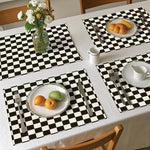 tapis table moderne carrés noirs blancs motifs floraux assiettes cuillères fourchettes 32x42cm respectueux environnement