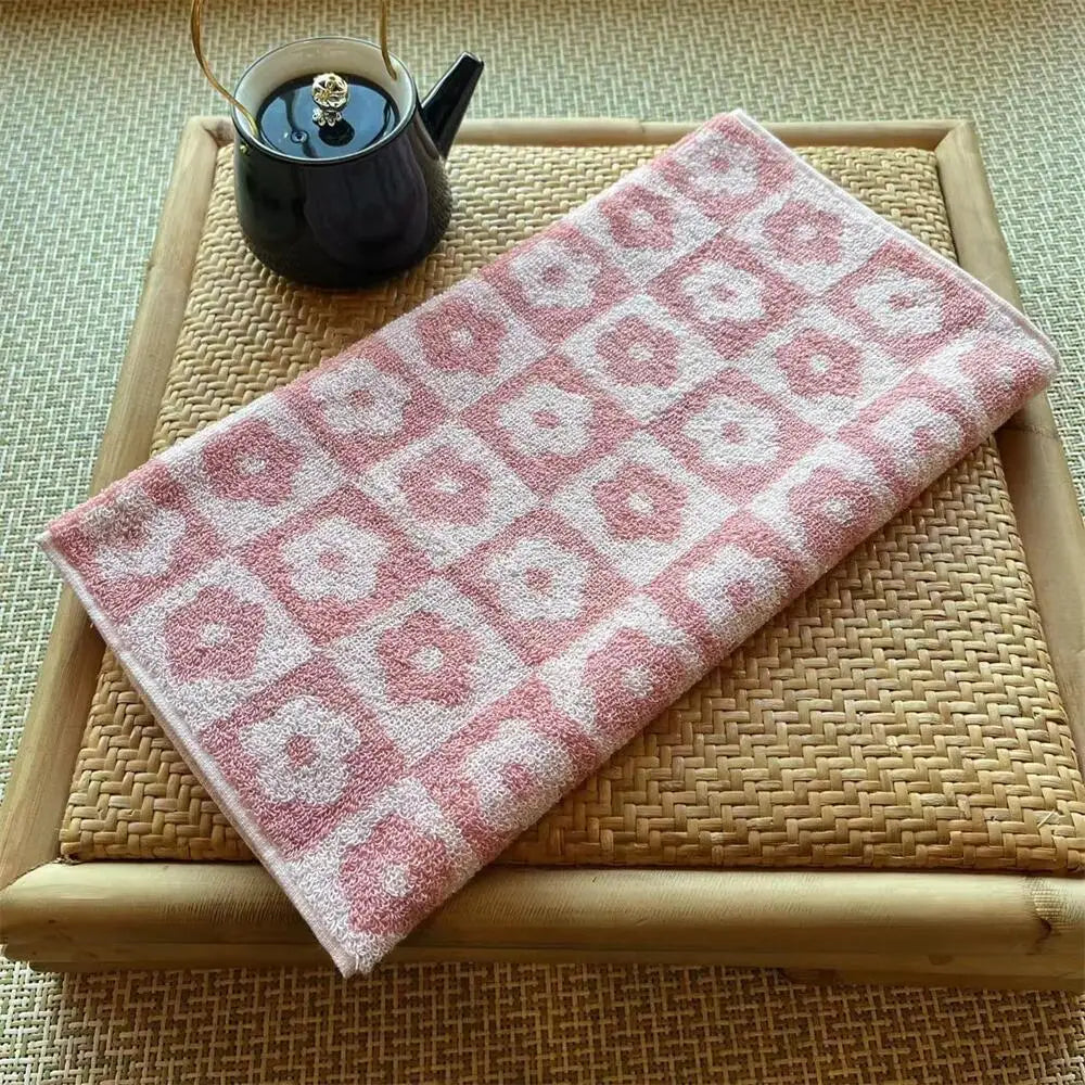 serviettes coton fleurées carreaux absorbantes adultes enfants moderne minimaliste vert rose marron jaune violet
