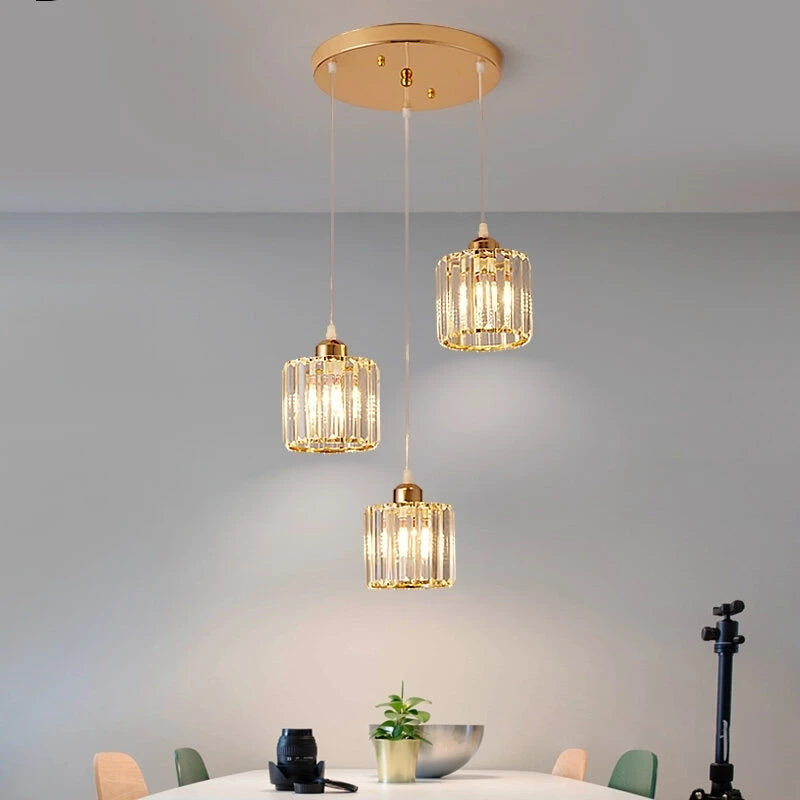 suspension lumineuse moderne élégante dorée strass ajouré transparent e27 cristal lumière intérieure