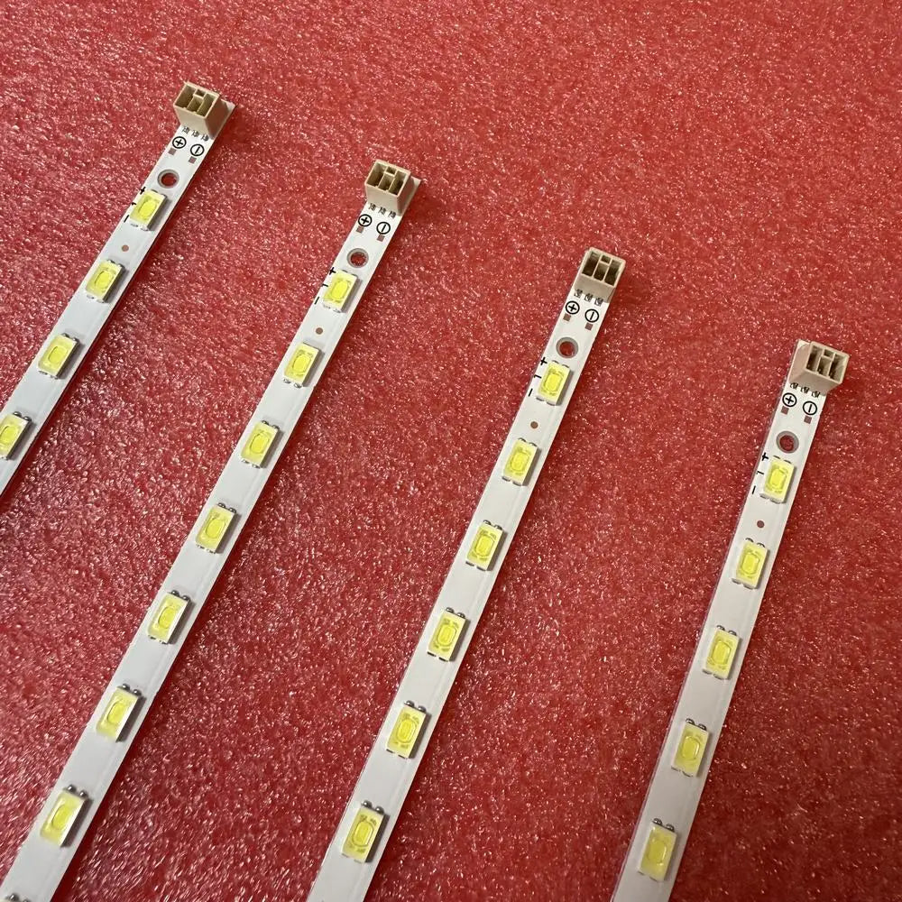 Ruban LED blanc points lumineux jaunes moderne clips fixation 50cm pièces ensemble