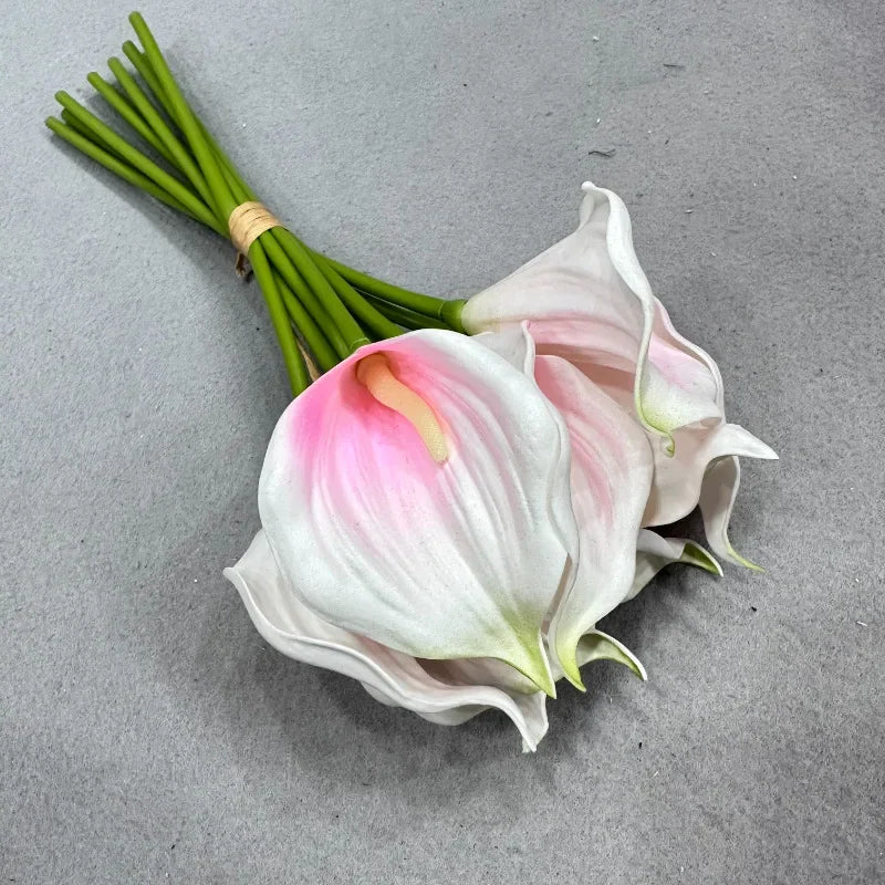 bouquet fleurs artificielles calla blanc rose rouge jaune orange modernes intérieur decoration