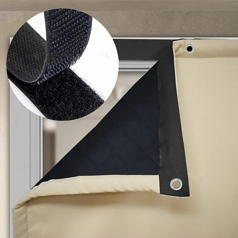 Protection thermique et phonique efficace pour porte avec isolant occultant. Facile à installer grâce à son système de fixation robuste, idéal pour améliorer le confort et réduire les nuisances sonores. Adapté pour toutes saisons, optimise l'isolation de votre intérieur.