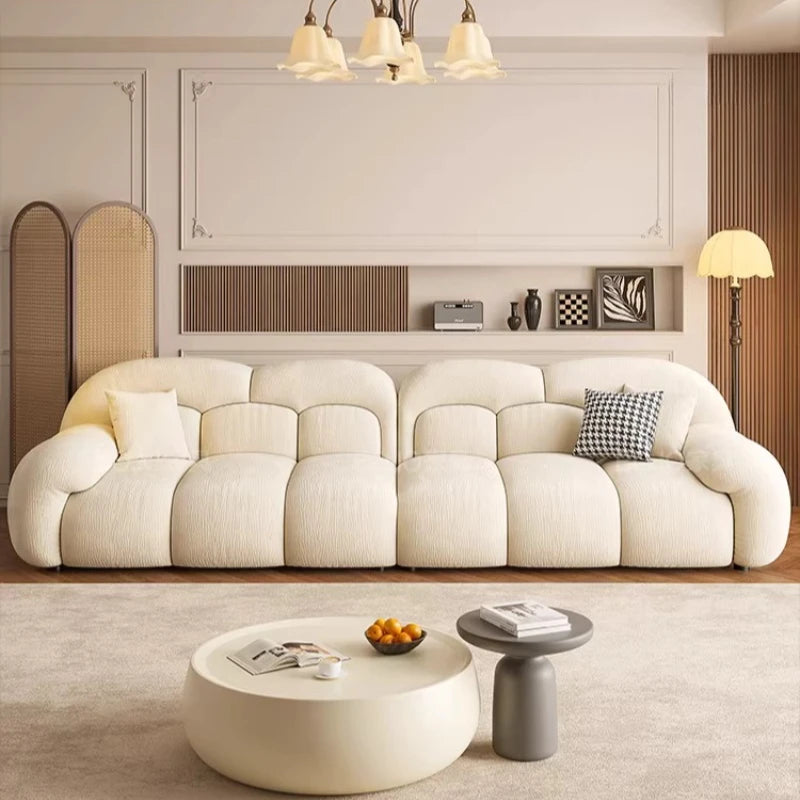 canapé moderne beige corduroy coussins décoratifs bois minimaliste salon maison