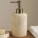 ensemble salle bain moderne pierre marbrée distribiteur savon porte brosse dents plateau carré beige