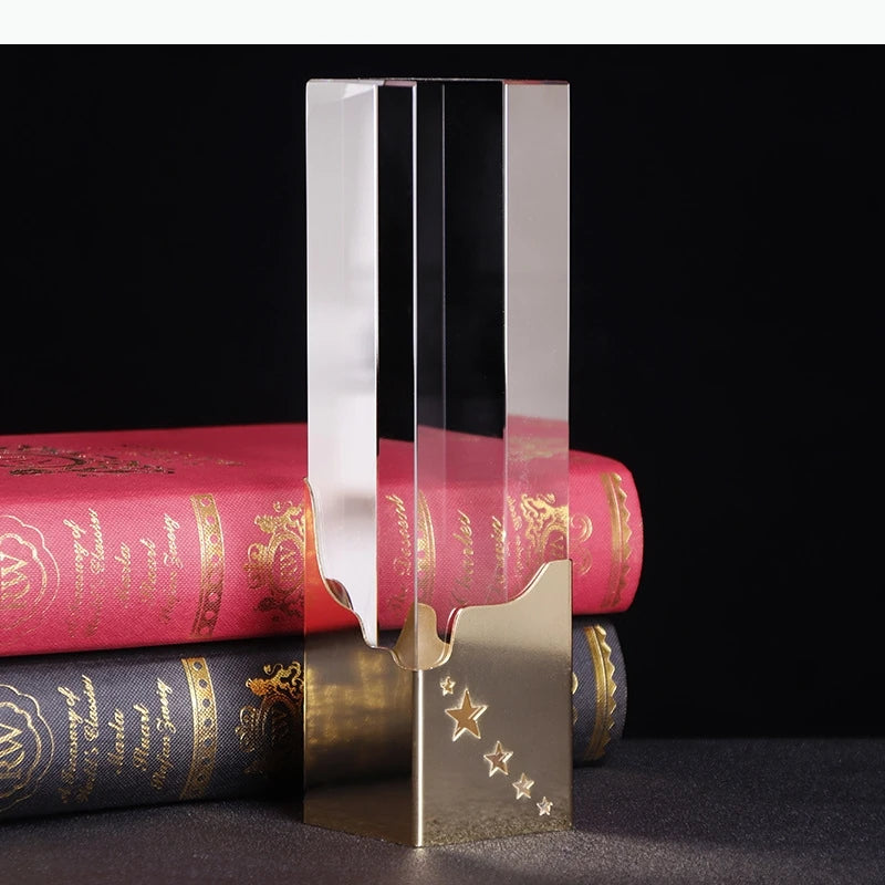 porte livres moderne argenté doré rose gold étoiles gravées verre transparent base métallique