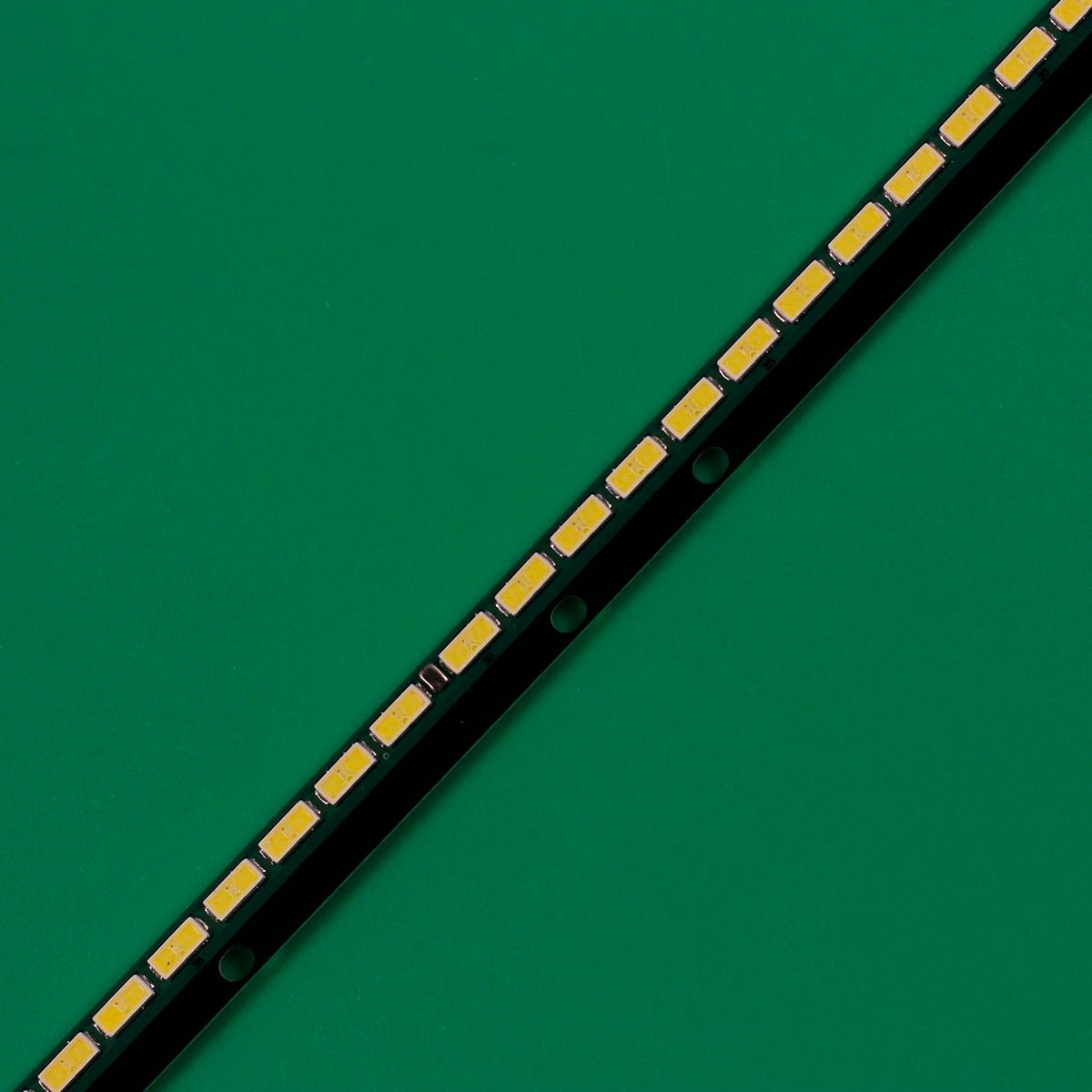 ruban led noir jaune 60 led 525mm connecteurs modernes v13 tpv edge rev04
