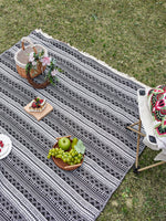 tapis pique nique extérieur noir blanc motifs géométriques polyester réutilisable lavable machine ethnique boho