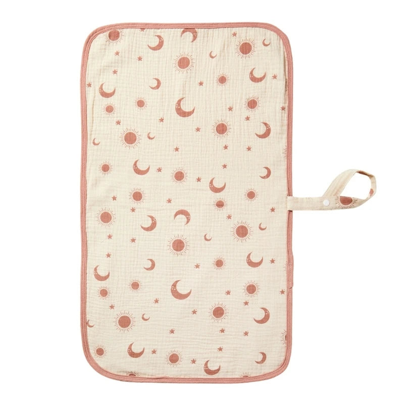 tapis langer bébé doux moderne imprimé léopard ours marron points noirs vert pastel roseclair