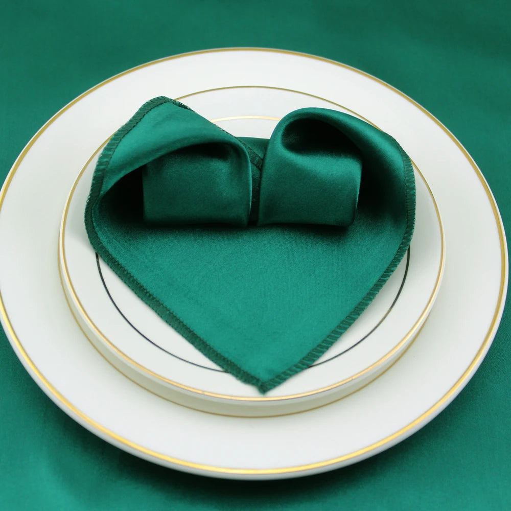 serviette table satin pliée forme coeur mariage décoration fête