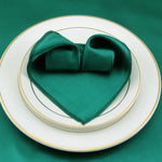 serviette table satin pliée forme coeur mariage décoration fête