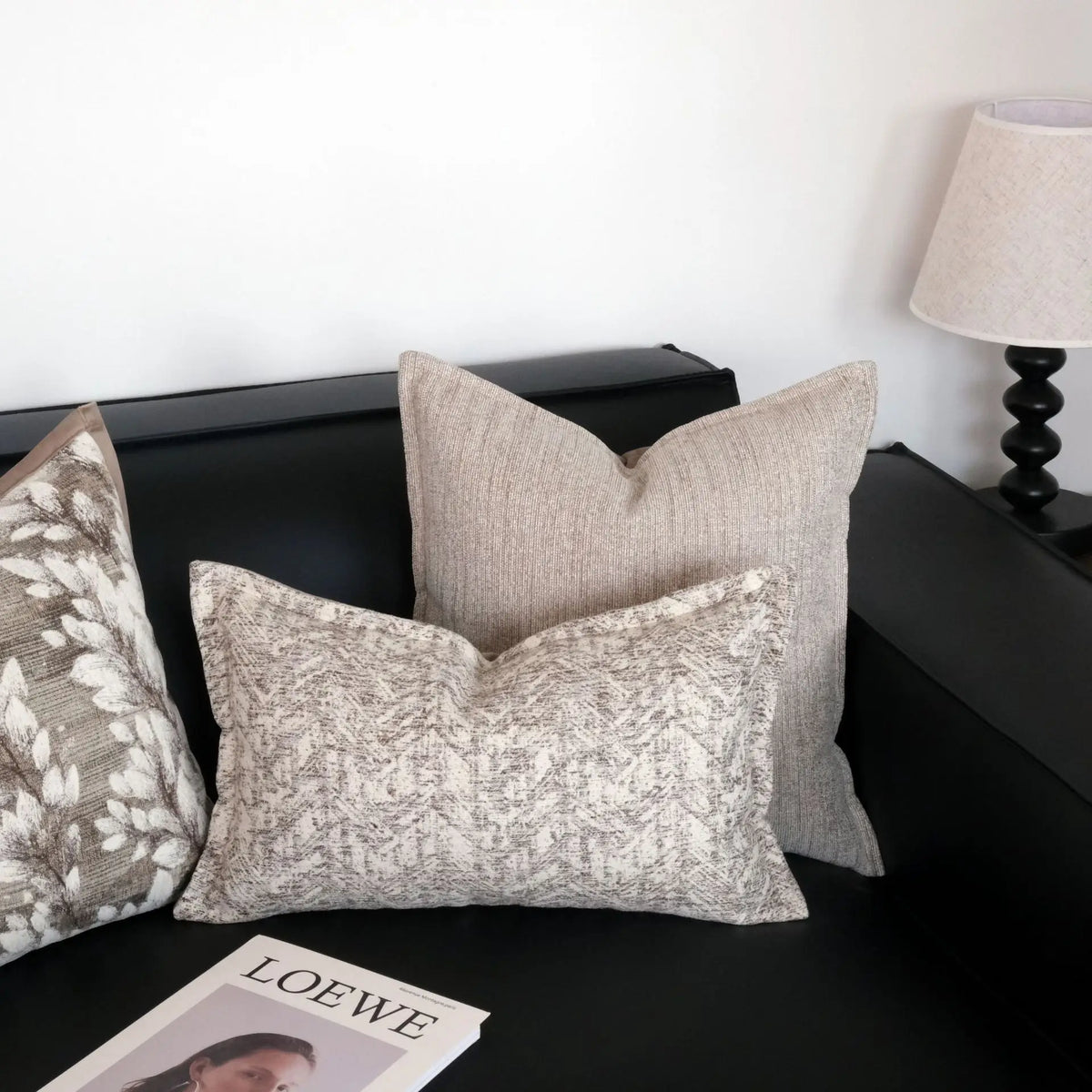 housse coussin motif floral blanc beige contemporain décoratif auto adhésif polyester