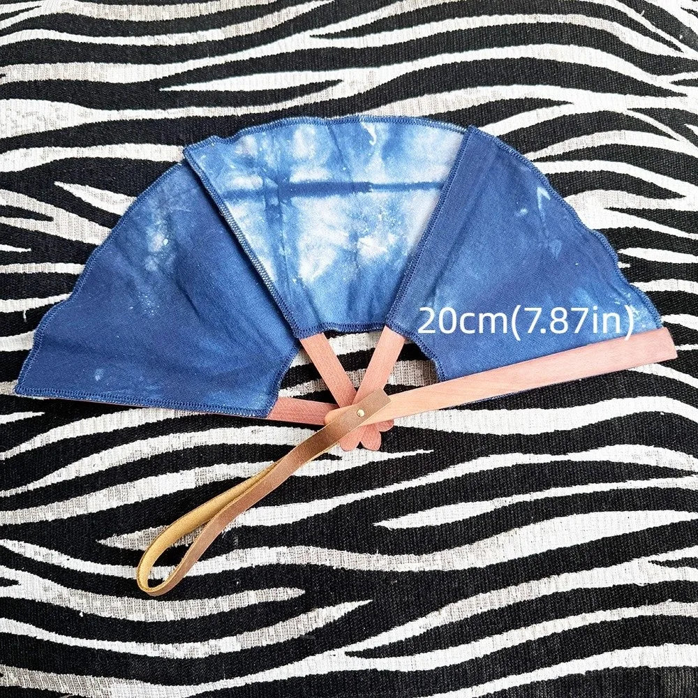 éventail classique toile lin bleu blanc gris poignée bois cordon cuir multifonction portable pliant
