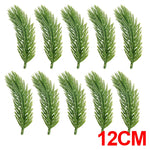 décoration noël branche artificielle vert feuilles pointues moderne extérieur 30 pièces adhésif boule rouge