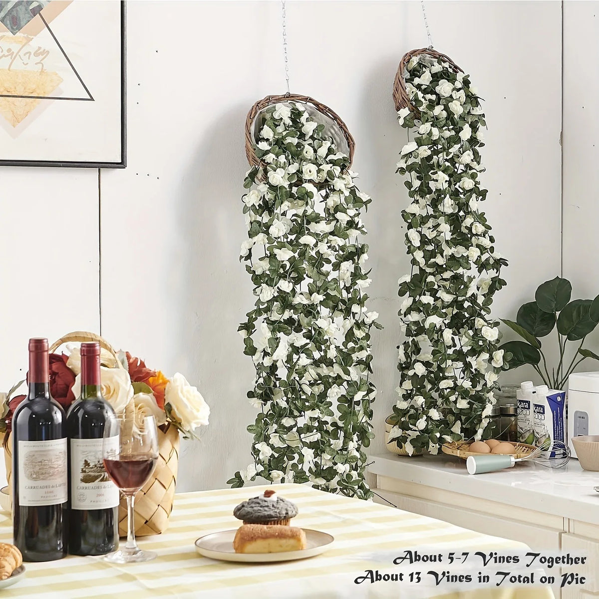 guirlande fleurs artificielles roses blanches feuilles vertes décoration extérieure mariage romantique