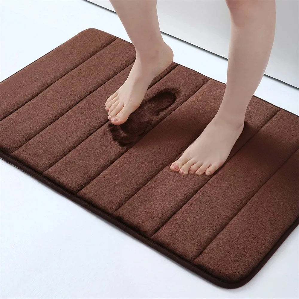 tapis bain antidérapant mousse mémoire forme absorbant eau lavable machine violet gris clair moderne