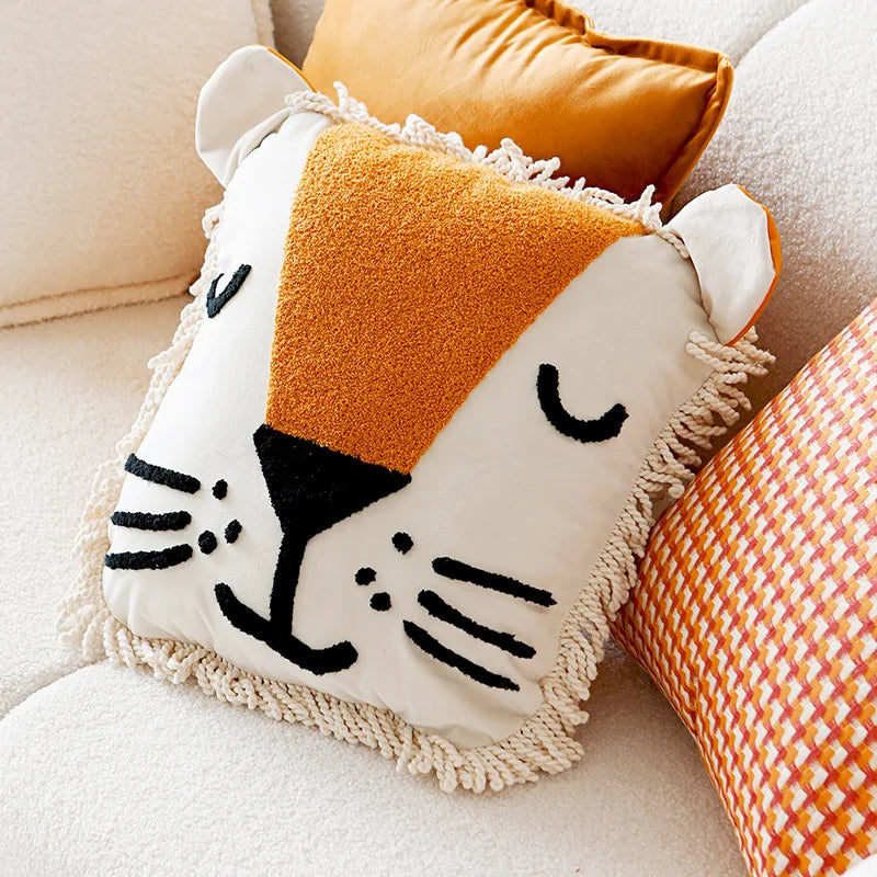 housse coussin brodé chevaux stylisés moderne marron noir blanc 45x45cm polyester adhésif chambre maison