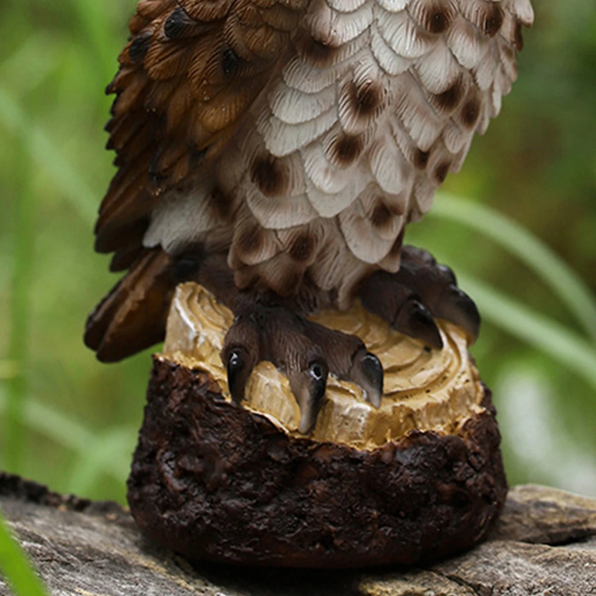 statuette chouette résine marron plumes détaillées tronc arbre intérieur extérieur décoration jardin chambre salon