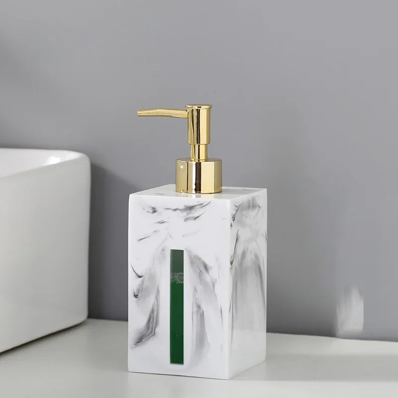 distributeur savon liquide céramique marbre blanc noir vert moderne salle bain parfum fleurs séchées
