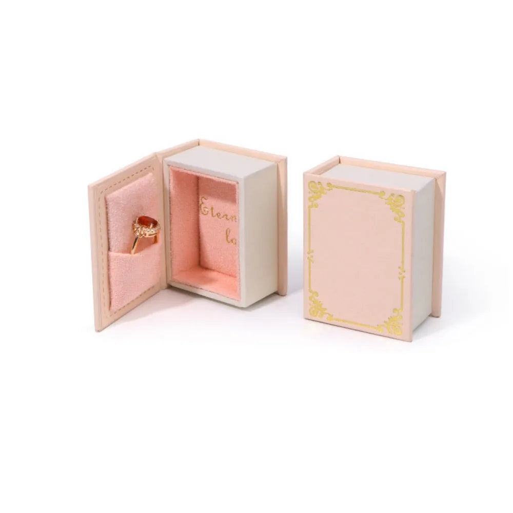 boîtes bijoux bleu clair rose pâle motifs floraux velours doux classique vintage rangement anneaux