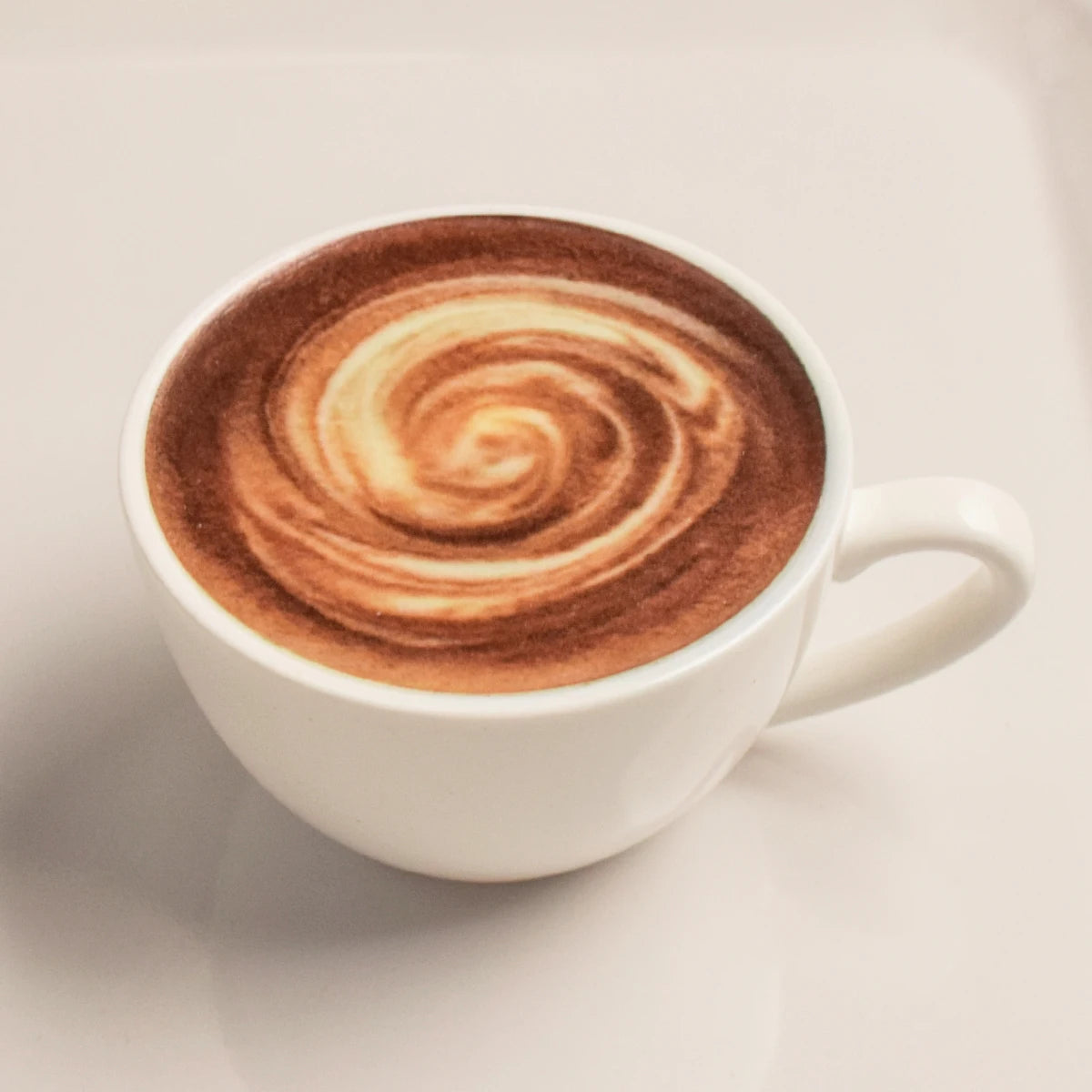 tasses blancs motifs latte art cœur feuille moderne soucoupe anniversaireDecoration deco patisserie