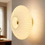 Lampe moderne dorée rayures horizontales élégante cuisine chambre coucher