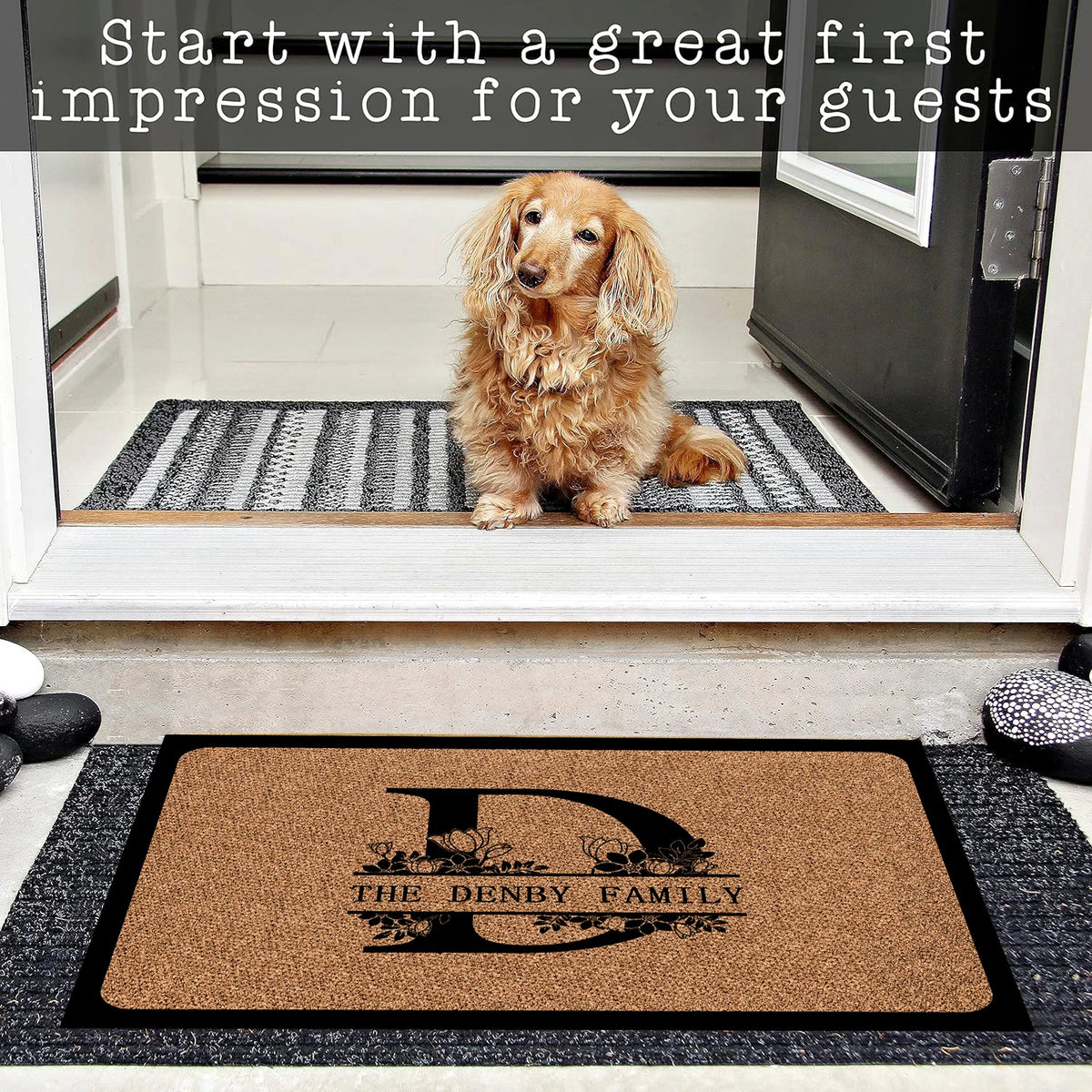 Tapis de porte avec monogramme floral personnalisé