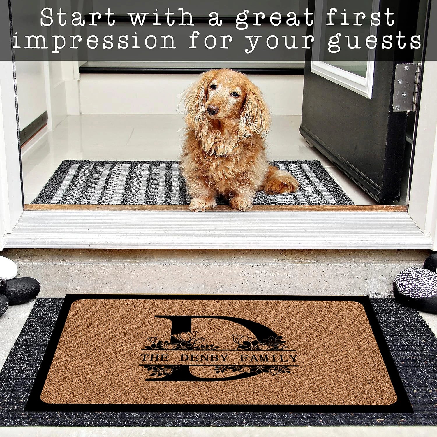 Tapis de porte avec monogramme floral personnalisé