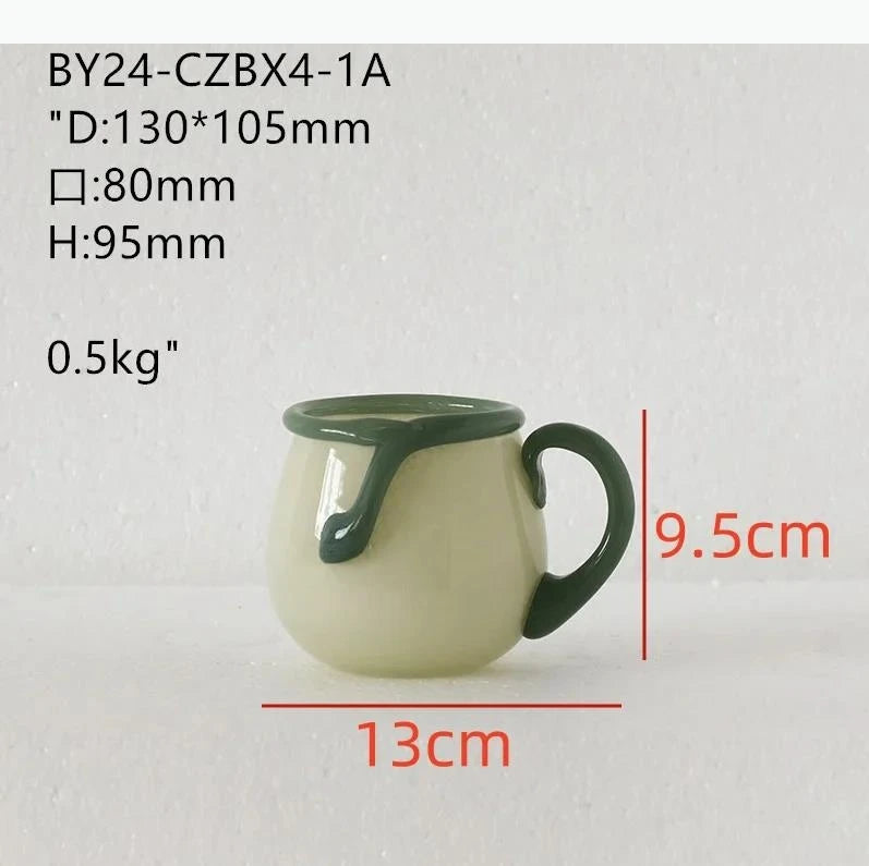 ensemble vaisselle céramique vert clair tasses bol carafe couvercle plateau fruits bougie fleur artificielle
