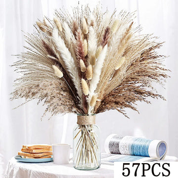 bouquets séchés naturels feuilles fines fleurs blanches plumes beige rustique décoration maison anniversaire baby