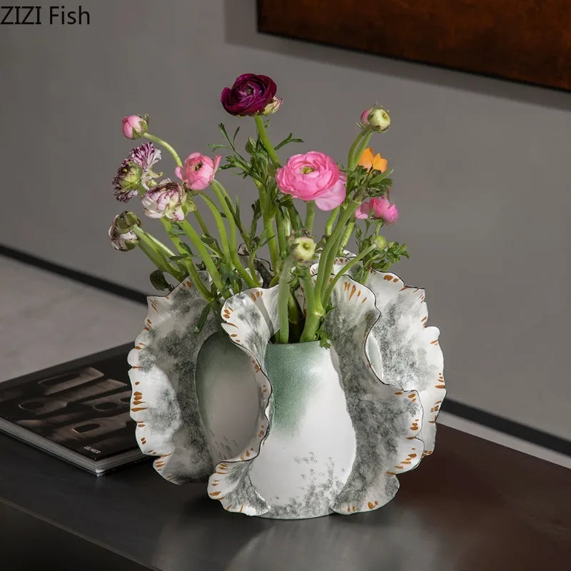 vase céramique moderne vert gris blanc texture coquille motifs floraux 32cm 26cm