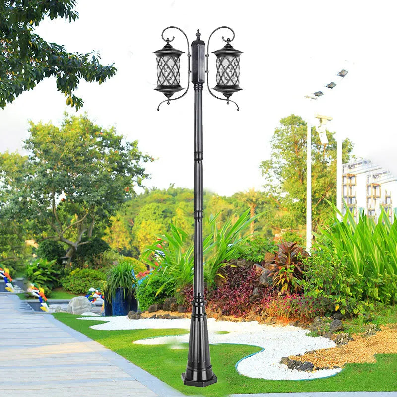 lampadaire extérieur led noir bronze argent grille ajourée classique éclairage public