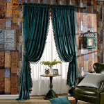 rideaux velours vert pompons beige tringle noire élégants classiques bohèmes opaques