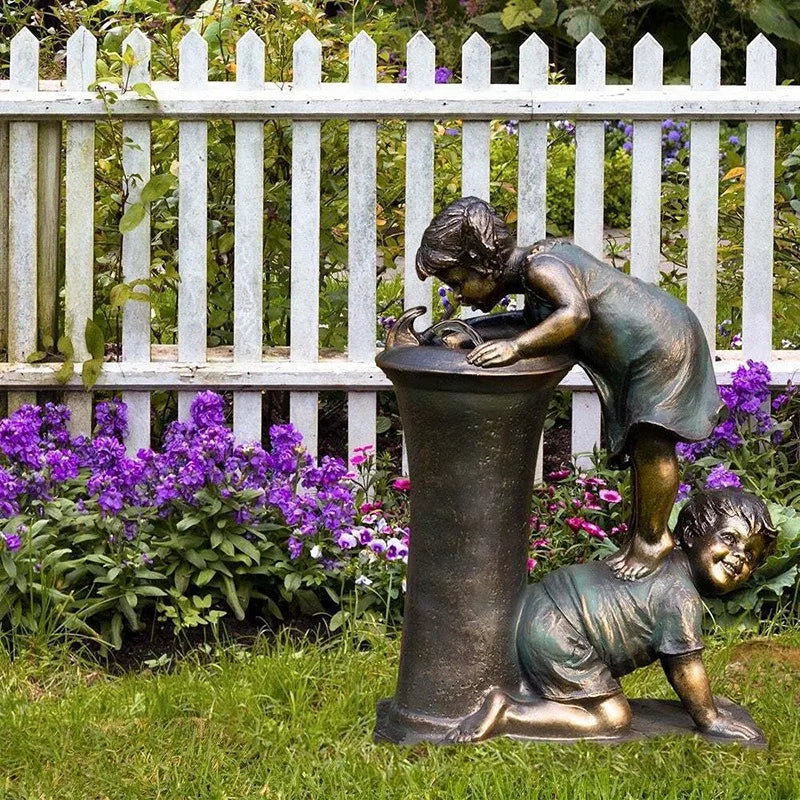fontaine décorative enfants bronze pompe eau seau sculpture jardin classiqueextérieur