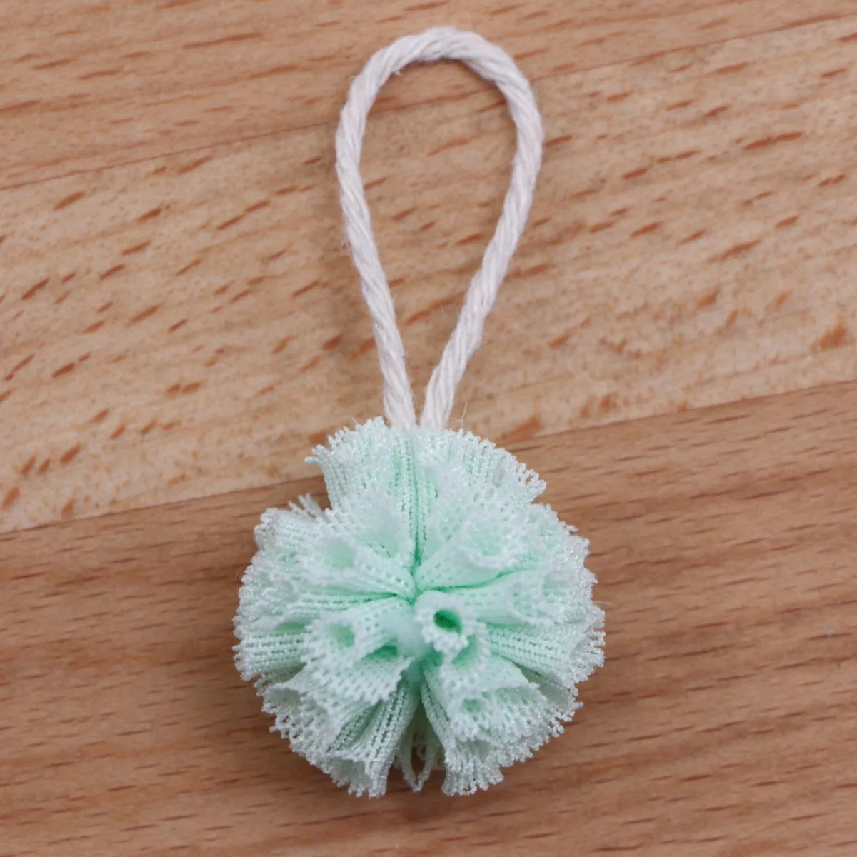 pompom bain serviettes moderne doux blanc rose vert violet jaune dentelé pratique chambre